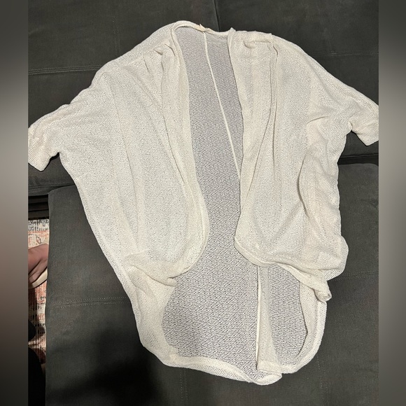 Crochet cardigan - Picture 1 of 2